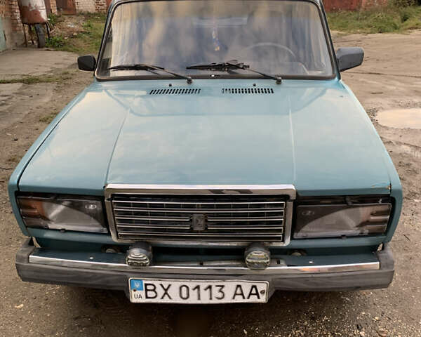 Зеленый ВАЗ 2107, объемом двигателя 1.5 л и пробегом 250 тыс. км за 500 $, фото 1 на Automoto.ua