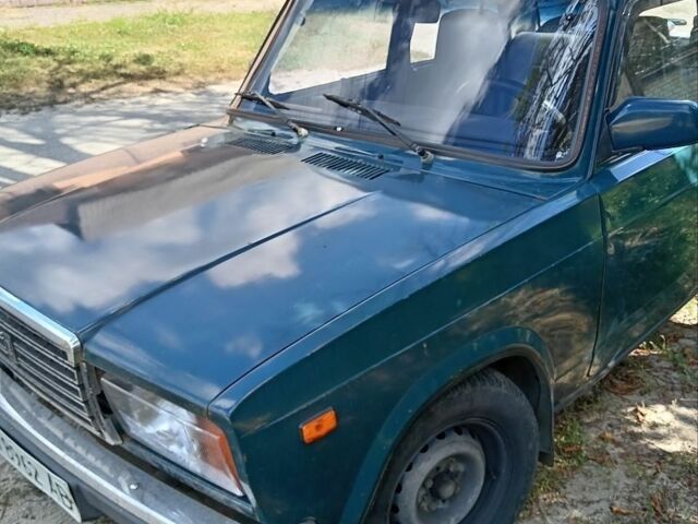Зеленый ВАЗ 2107, объемом двигателя 1.5 л и пробегом 50 тыс. км за 1100 $, фото 1 на Automoto.ua
