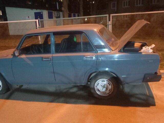 Зелений ВАЗ 2107, об'ємом двигуна 1.5 л та пробігом 72 тис. км за 1400 $, фото 1 на Automoto.ua