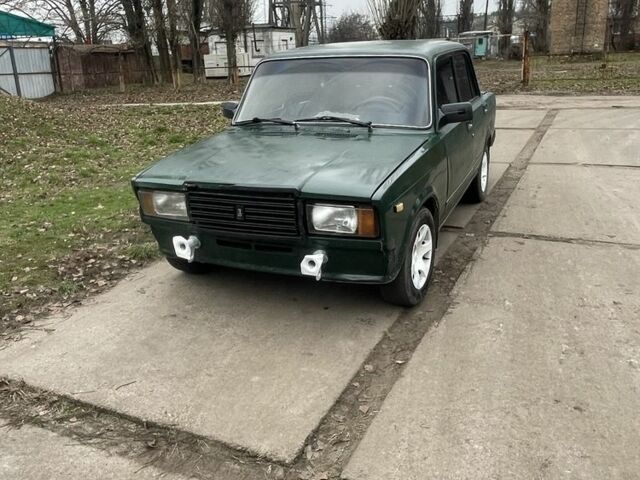 Зеленый ВАЗ 2107, объемом двигателя 1.5 л и пробегом 3 тыс. км за 616 $, фото 1 на Automoto.ua