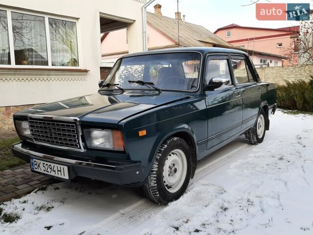 Зелений ВАЗ 2107, об'ємом двигуна 1.45 л та пробігом 83 тис. км за 2300 $, фото 1 на Automoto.ua