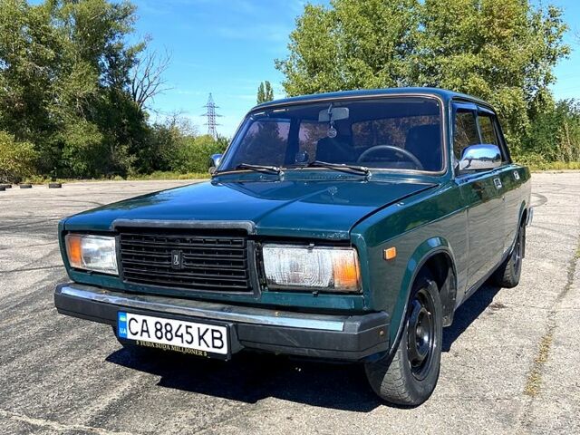 Зелений ВАЗ 2107, об'ємом двигуна 1.5 л та пробігом 350 тис. км за 800 $, фото 1 на Automoto.ua