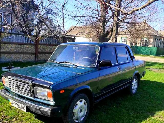 Зеленый ВАЗ 2107, объемом двигателя 1.5 л и пробегом 56 тыс. км за 2000 $, фото 1 на Automoto.ua