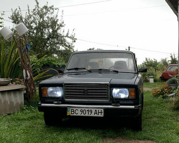 Зеленый ВАЗ 2107, объемом двигателя 1.46 л и пробегом 100 тыс. км за 900 $, фото 1 на Automoto.ua