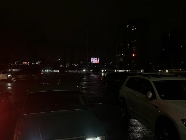 Зеленый ВАЗ 2107, объемом двигателя 1.5 л и пробегом 154 тыс. км за 800 $, фото 1 на Automoto.ua