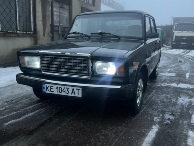 Зелений ВАЗ 2107, об'ємом двигуна 1.6 л та пробігом 41 тис. км за 2100 $, фото 1 на Automoto.ua