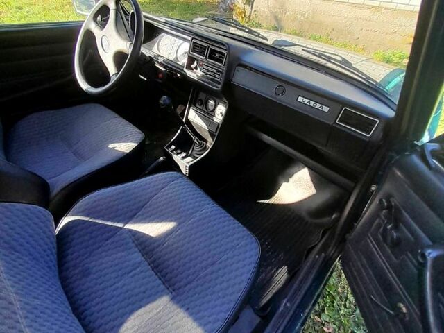 Зелений ВАЗ 2107, об'ємом двигуна 1.5 л та пробігом 0 тис. км за 1000 $, фото 1 на Automoto.ua