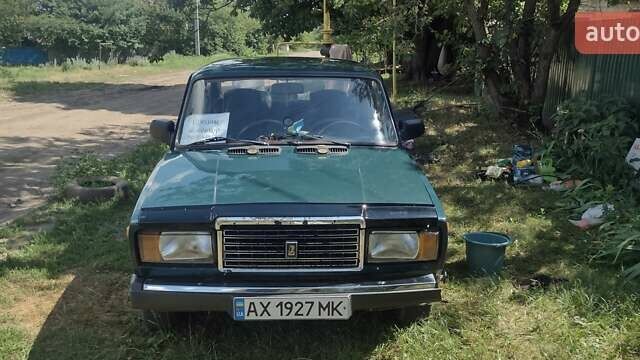 Зеленый ВАЗ 2107, объемом двигателя 1.5 л и пробегом 300 тыс. км за 1559 $, фото 1 на Automoto.ua