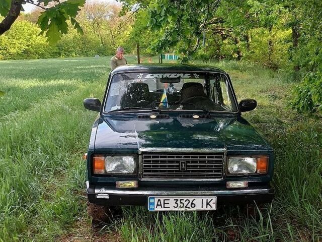 Зелений ВАЗ 2107, об'ємом двигуна 1.5 л та пробігом 185 тис. км за 1100 $, фото 1 на Automoto.ua