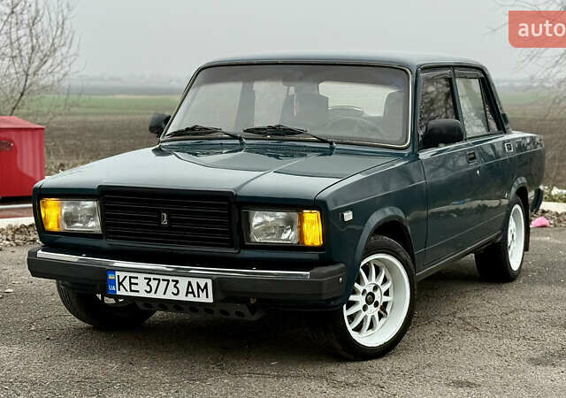 Зеленый ВАЗ 2107, объемом двигателя 1.6 л и пробегом 140 тыс. км за 1850 $, фото 1 на Automoto.ua