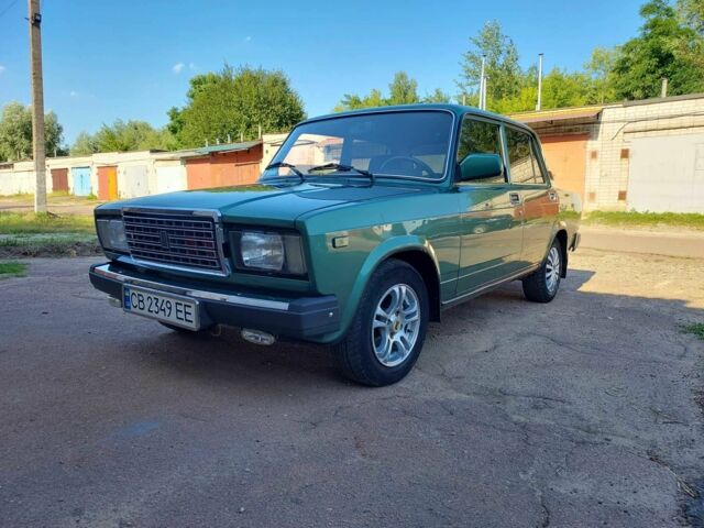 Зелений ВАЗ 2107, об'ємом двигуна 1.5 л та пробігом 86 тис. км за 2100 $, фото 1 на Automoto.ua