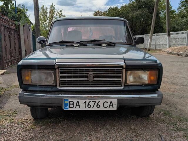 Зеленый ВАЗ 2107, объемом двигателя 1.5 л и пробегом 88 тыс. км за 1100 $, фото 1 на Automoto.ua