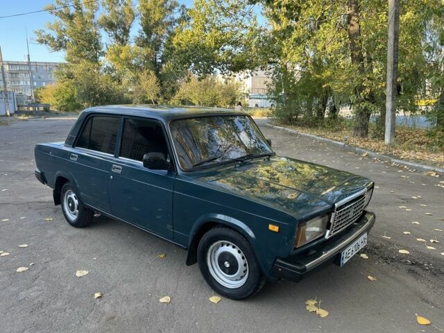 Зеленый ВАЗ 2107, объемом двигателя 1.7 л и пробегом 95 тыс. км за 1100 $, фото 1 на Automoto.ua