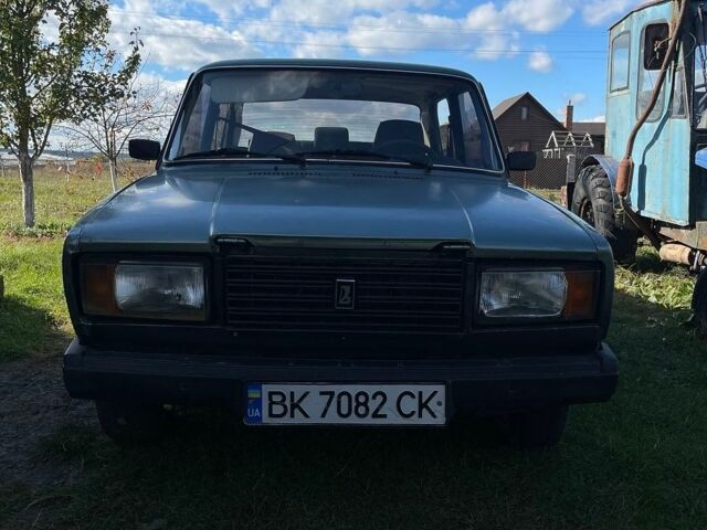 Зелений ВАЗ 2107, об'ємом двигуна 1.45 л та пробігом 140 тис. км за 750 $, фото 1 на Automoto.ua