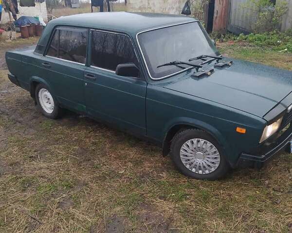 Зелений ВАЗ 2107, об'ємом двигуна 1.45 л та пробігом 220 тис. км за 1100 $, фото 1 на Automoto.ua
