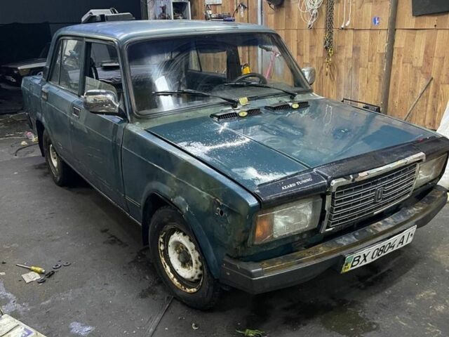 Зеленый ВАЗ 2107, объемом двигателя 1.5 л и пробегом 200 тыс. км за 390 $, фото 1 на Automoto.ua