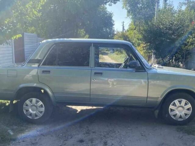 Зелений ВАЗ 2107, об'ємом двигуна 1.5 л та пробігом 75 тис. км за 3000 $, фото 1 на Automoto.ua
