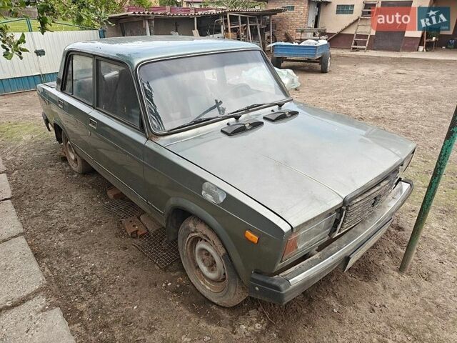 Зеленый ВАЗ 2107, объемом двигателя 1.45 л и пробегом 230 тыс. км за 900 $, фото 1 на Automoto.ua