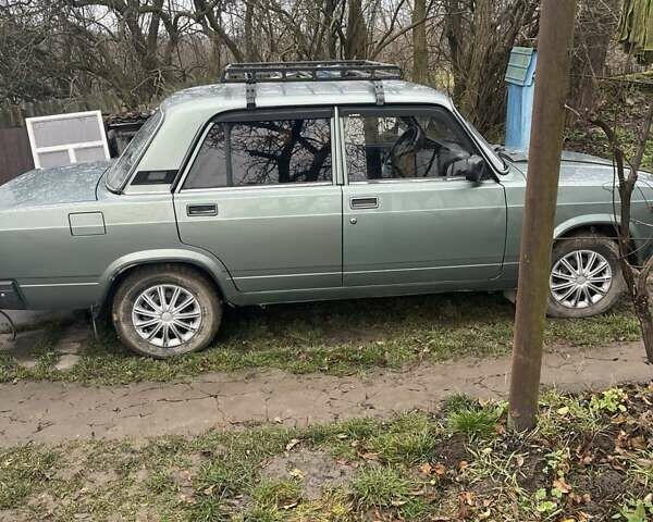 Зеленый ВАЗ 2107, объемом двигателя 1.45 л и пробегом 87 тыс. км за 2000 $, фото 1 на Automoto.ua