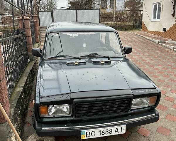 Зеленый ВАЗ 2107, объемом двигателя 1.5 л и пробегом 200 тыс. км за 1600 $, фото 1 на Automoto.ua