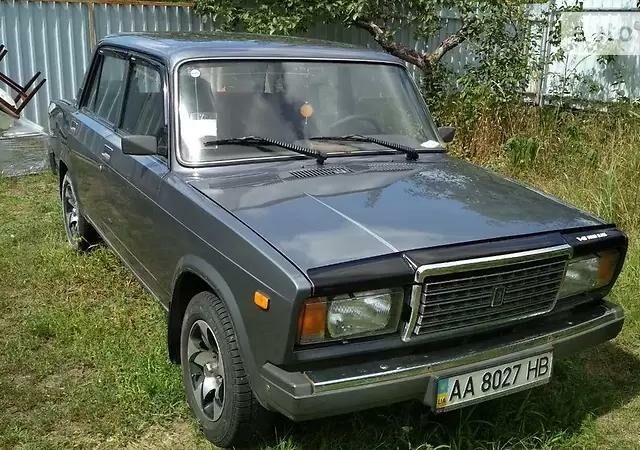 Зеленый ВАЗ 2107, объемом двигателя 1.5 л и пробегом 52 тыс. км за 2300 $, фото 1 на Automoto.ua