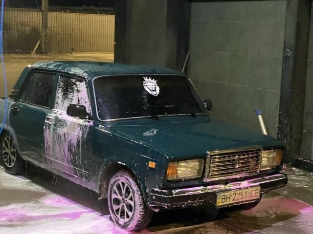 Зеленый ВАЗ 2107, объемом двигателя 10 л и пробегом 55 тыс. км за 1100 $, фото 1 на Automoto.ua
