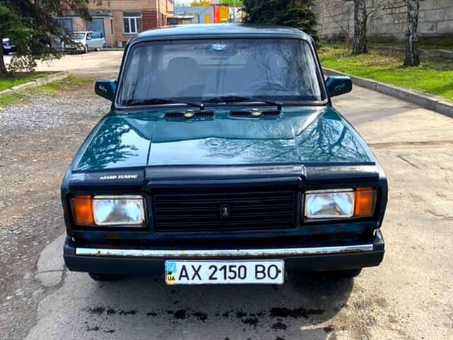 Зеленый ВАЗ 2107, объемом двигателя 15 л и пробегом 299 тыс. км за 675 $, фото 1 на Automoto.ua