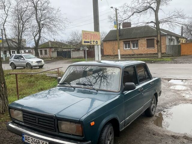 Зелений ВАЗ 2107, об'ємом двигуна 1.6 л та пробігом 130 тис. км за 1000 $, фото 1 на Automoto.ua