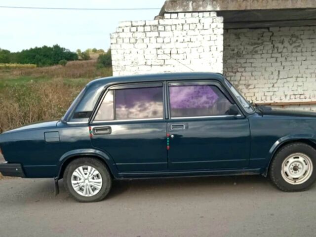 Зеленый ВАЗ 2107, объемом двигателя 1.5 л и пробегом 60 тыс. км за 1560 $, фото 1 на Automoto.ua