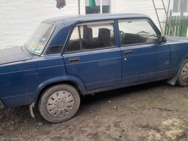 Зеленый ВАЗ 2107, объемом двигателя 0 л и пробегом 140 тыс. км за 1897 $, фото 1 на Automoto.ua