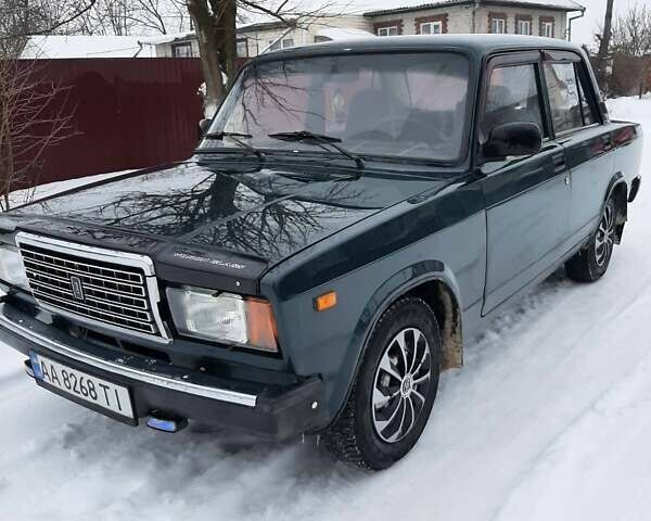 Зеленый ВАЗ 2107, объемом двигателя 1.45 л и пробегом 176 тыс. км за 1700 $, фото 1 на Automoto.ua