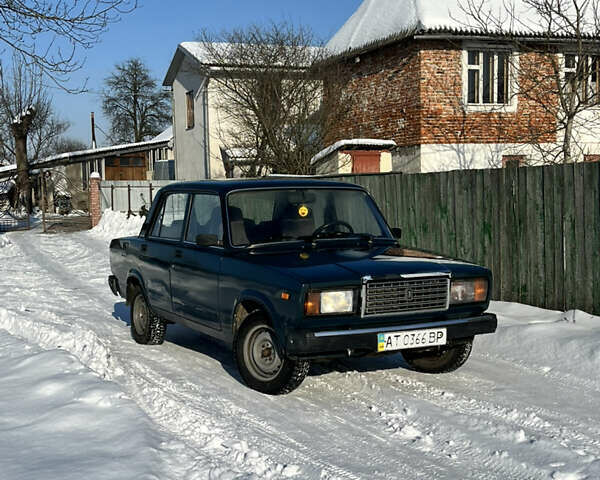 Зеленый ВАЗ 2107, объемом двигателя 1.6 л и пробегом 125 тыс. км за 1400 $, фото 1 на Automoto.ua