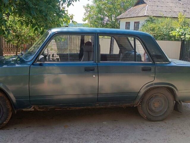 Зеленый ВАЗ 2107, объемом двигателя 1.5 л и пробегом 105 тыс. км за 2000 $, фото 1 на Automoto.ua