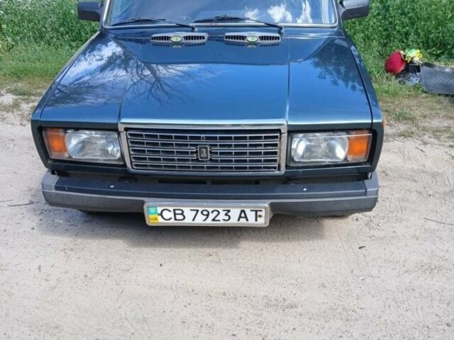 Зелений ВАЗ 2107, об'ємом двигуна 1.6 л та пробігом 75 тис. км за 2800 $, фото 1 на Automoto.ua