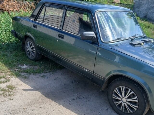 Зеленый ВАЗ 2107, объемом двигателя 1.6 л и пробегом 75 тыс. км за 3000 $, фото 1 на Automoto.ua