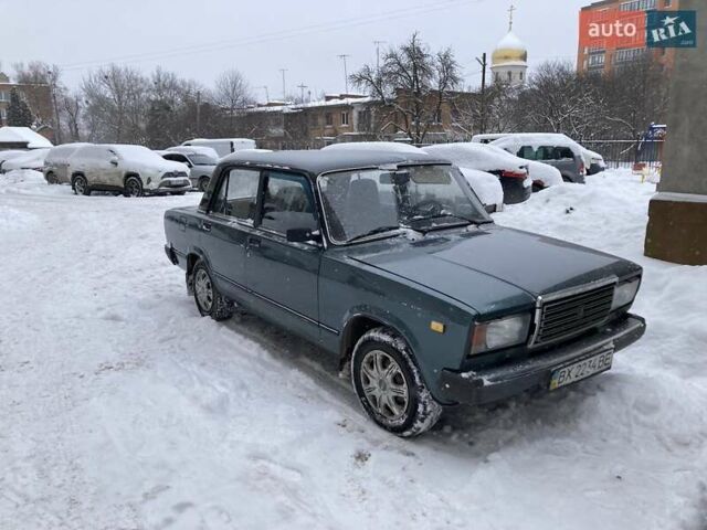 Зелений ВАЗ 2107, об'ємом двигуна 1.57 л та пробігом 223 тис. км за 800 $, фото 1 на Automoto.ua