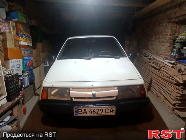 Белый ВАЗ 2108, объемом двигателя 1.3 л и пробегом 0 тыс. км за 650 $, фото 1 на Automoto.ua