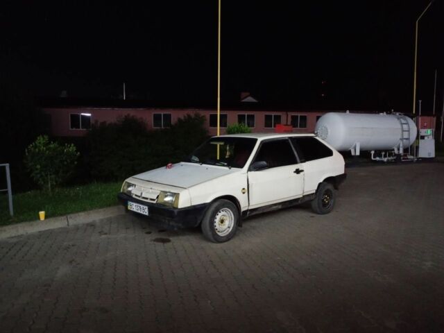 Белый ВАЗ 2108, объемом двигателя 1.5 л и пробегом 47 тыс. км за 400 $, фото 1 на Automoto.ua