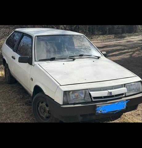 Белый ВАЗ 2108, объемом двигателя 1.3 л и пробегом 350 тыс. км за 800 $, фото 1 на Automoto.ua