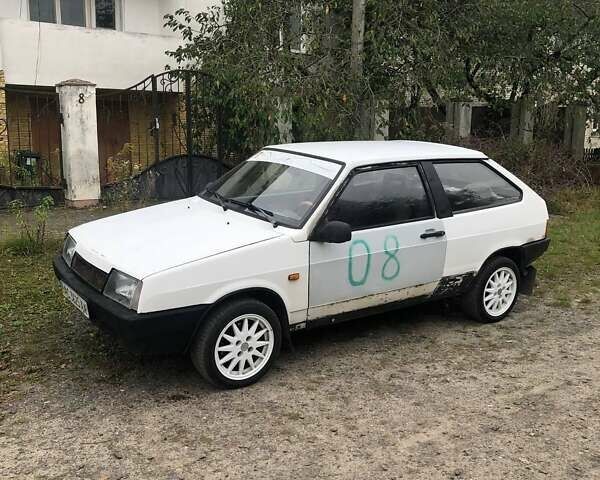 Белый ВАЗ 2108, объемом двигателя 0 л и пробегом 145 тыс. км за 1000 $, фото 1 на Automoto.ua