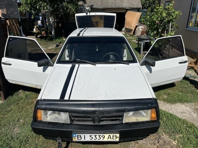 Белый ВАЗ 2108, объемом двигателя 1.3 л и пробегом 90 тыс. км за 851 $, фото 1 на Automoto.ua