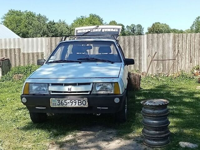 Белый ВАЗ 2108, объемом двигателя 1.3 л и пробегом 81 тыс. км за 600 $, фото 1 на Automoto.ua