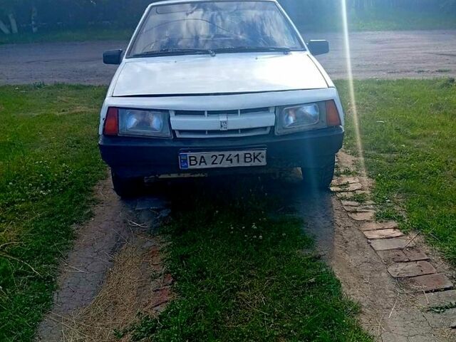 Білий ВАЗ 2108, об'ємом двигуна 1.3 л та пробігом 200 тис. км за 450 $, фото 1 на Automoto.ua