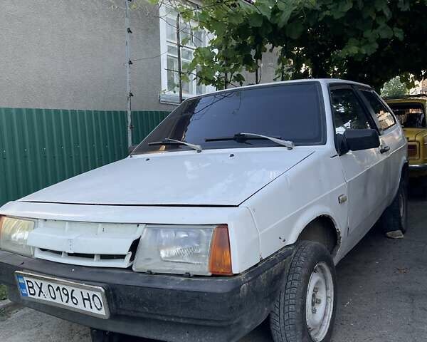 Белый ВАЗ 2108, объемом двигателя 1.29 л и пробегом 70 тыс. км за 400 $, фото 1 на Automoto.ua