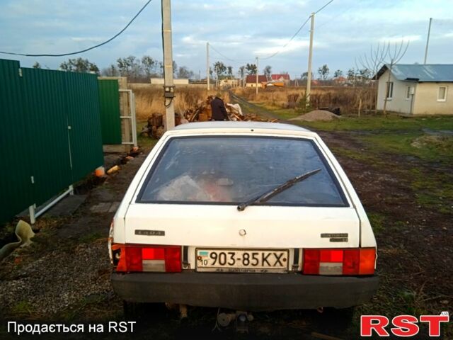 Белый ВАЗ 2108, объемом двигателя 1.3 л и пробегом 59 тыс. км за 420 $, фото 1 на Automoto.ua