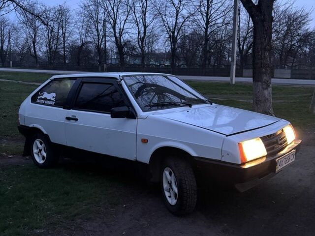 Білий ВАЗ 2108, об'ємом двигуна 1.5 л та пробігом 202 тис. км за 993 $, фото 1 на Automoto.ua