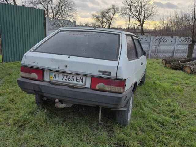Белый ВАЗ 2108, объемом двигателя 1.3 л и пробегом 150 тыс. км за 500 $, фото 1 на Automoto.ua