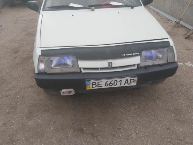 ВАЗ 2108 1987 в Николаеве на Automoto.ua Белый ВАЗ 2108, объемом двигателя 0 л и пробегом 3 тыс. км за 625 $, фото 1 на Automoto.ua