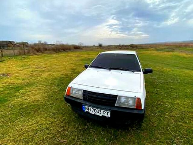 Белый ВАЗ 2108, объемом двигателя 1.3 л и пробегом 0 тыс. км за 1100 $, фото 1 на Automoto.ua