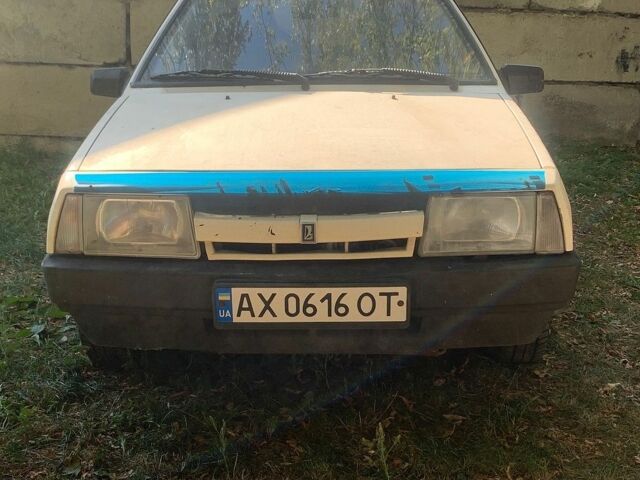 Білий ВАЗ 2108, об'ємом двигуна 1.29 л та пробігом 10 тис. км за 700 $, фото 1 на Automoto.ua